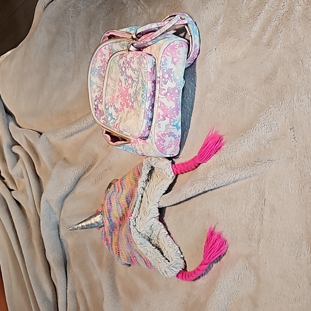 2pc unicorn bundle with backpack and beanie